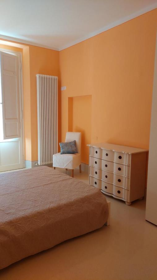 La Casa Del Mago Camere E Appartamenti Pissignano Экстерьер фото