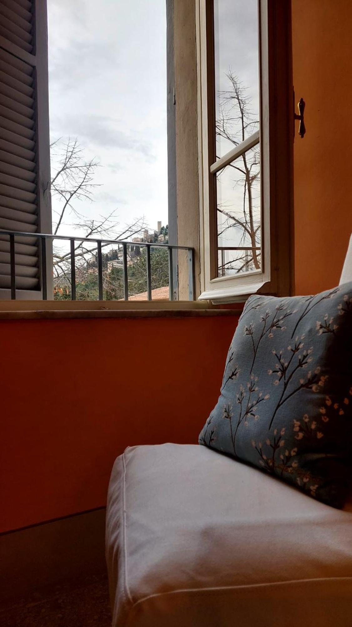 La Casa Del Mago Camere E Appartamenti Pissignano Экстерьер фото